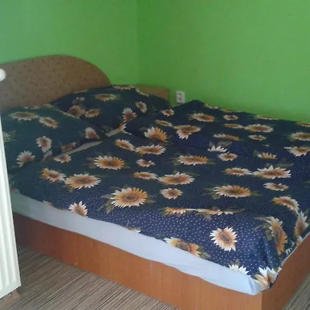 شقة Apartmanylm